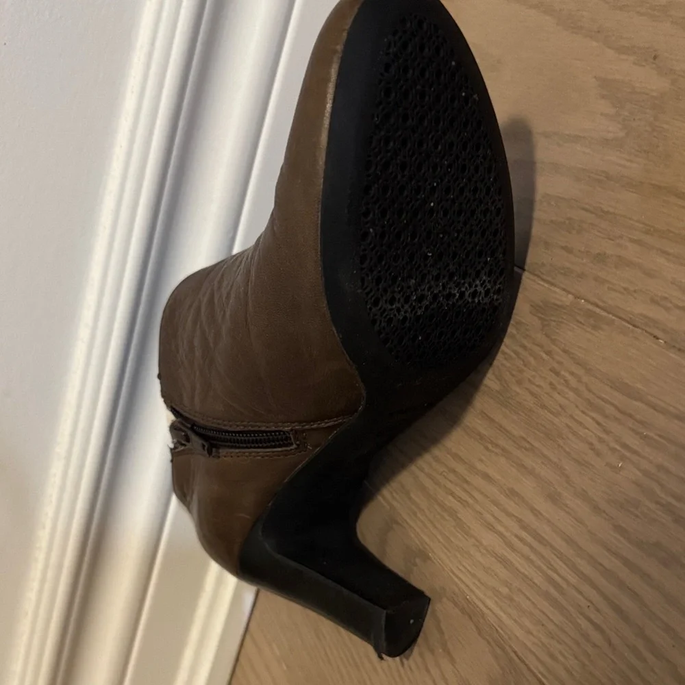 Dark Brown Women's GEOX Ankle Boots size 37 - Picture 9 of 13